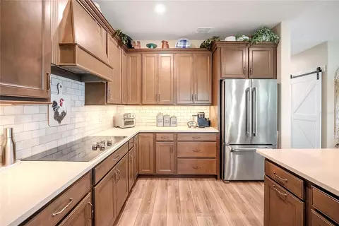 Kitchen - 9381 SW 56th Loop, Ocala, FL 34481 photo 5 of 6