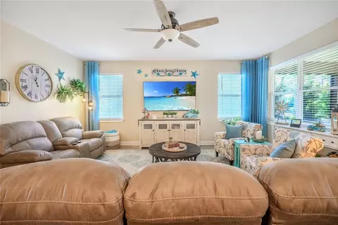 Living - 9381 SW 56th Loop, Ocala, FL 34481 photo 4 of 4