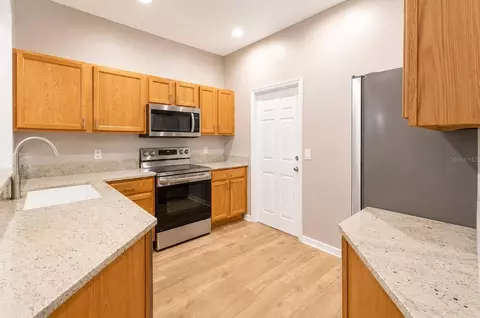 Kitchen - 1636 W Spring Meadow Loop, Lecanto, FL 34461 photo 2 of 3