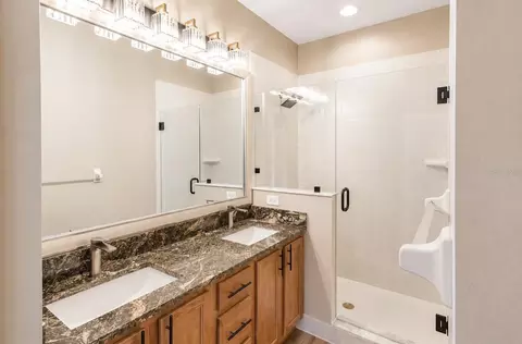 Bath - 1636 W Spring Meadow Loop, Lecanto, FL 34461 photo 2 of 3