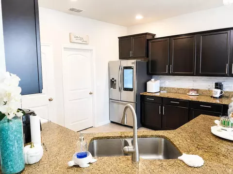 Kitchen - 5254 SE 91st St, Ocala, FL 34480 photo 3 of 3