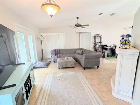 Living - 1750 SE 80th St, Ocala, FL 34480 photo 7 of 9