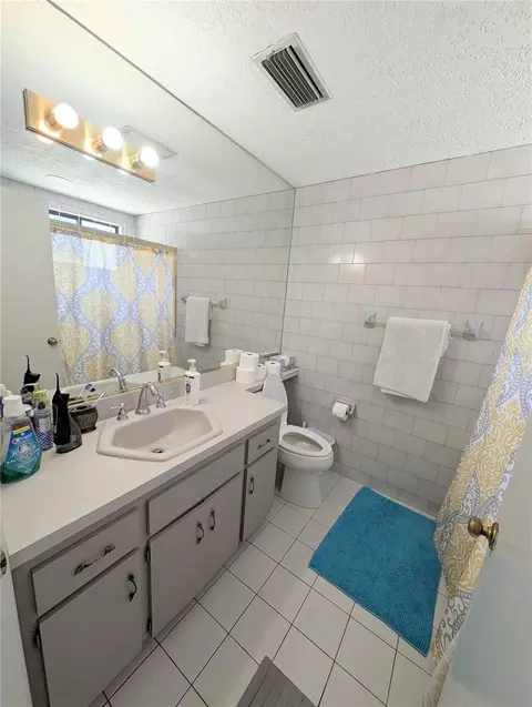 Bath - 1750 SE 80th St, Ocala, FL 34480 photo 4 of 6