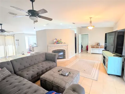 Living - 1750 SE 80th St, Ocala, FL 34480 photo 8 of 9