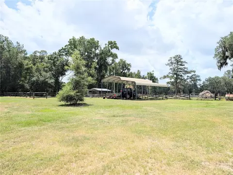 Exterior - 1750 SE 80th St, Ocala, FL 34480 photo 8 of 25