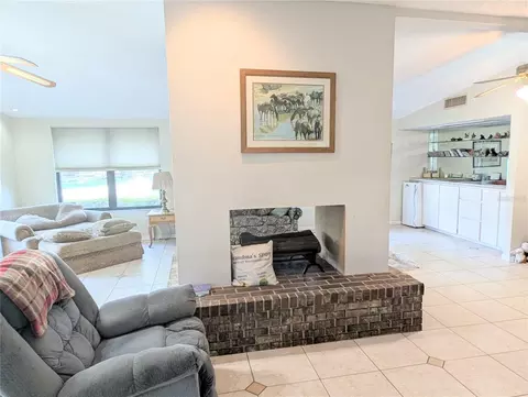 Living - 1750 SE 80th St, Ocala, FL 34480 photo 4 of 9