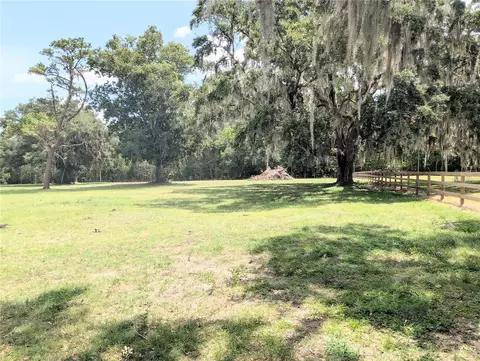 Exterior - 1750 SE 80th St, Ocala, FL 34480 photo 14 of 25