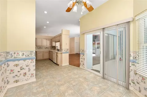 Dining - 4611 N Rushmore Loop, Beverly Hills, FL 34465 photo 3 of 3