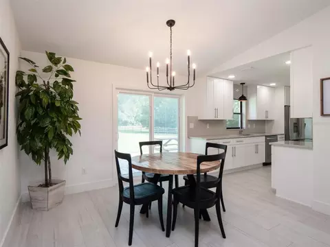 Dining - 8351 NW 110th St, Reddick, FL 32686 photo 2 of 2