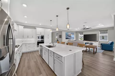 Kitchen - 10232 SW 96th Loop, Ocala, FL 34481 photo 5 of 8