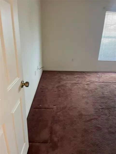 Bedroom - 8451 SW 14th Ln, Okeechobee, FL 34974 photo 4 of 7