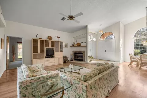 631 E Liberty St, Hernando, FL 34442 photo 16