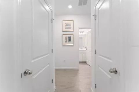 Entry Way - Undisclosed, Ocala, FL 34481 photo 4 of 7