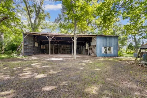 Exterior - 18951 SE 15th St, Williston, FL 32696 photo 12 of 14