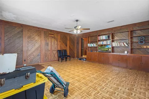 Living - 18951 SE 15th St, Williston, FL 32696 photo 6 of 6