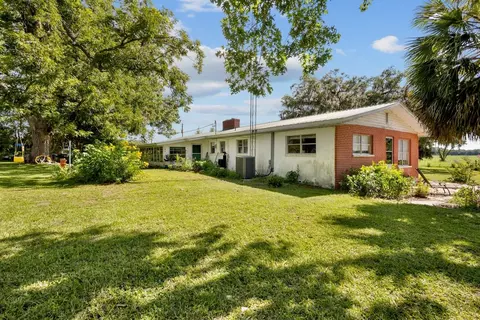 Exterior - 18951 SE 15th St, Williston, FL 32696 photo 10 of 14