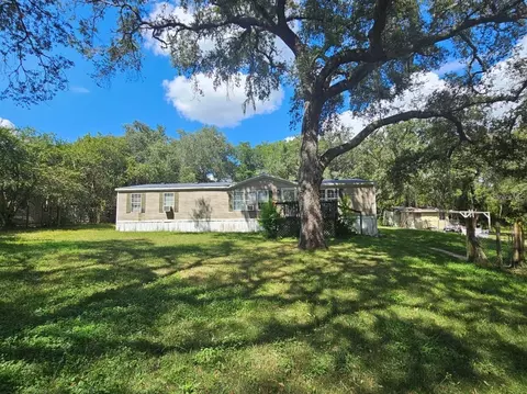 18111 SE 24th St, Silver Springs, FL 34488