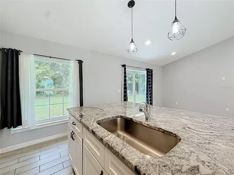 Kitchen - 33 Juniper Pass Ter, Ocala, FL 34480 photo 5 of 7