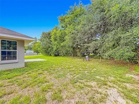 Exterior - 33 Juniper Pass Ter, Ocala, FL 34480 photo 4 of 7