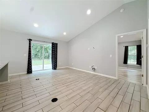 Living - 33 Juniper Pass Ter, Ocala, FL 34480 photo 2 of 6