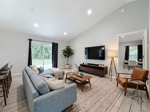 Living - 33 Juniper Pass Ter, Ocala, FL 34480 photo 1 of 6