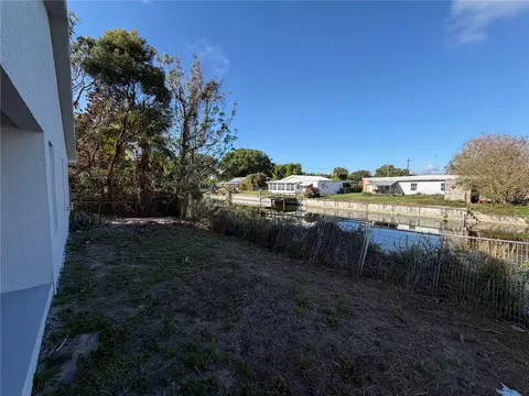 Exterior - 3049 SE 38th Ave, Okeechobee, FL 34974 photo 4 of 4