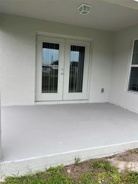 Exterior - 3049 SE 38th Ave, Okeechobee, FL 34974 photo 3 of 4