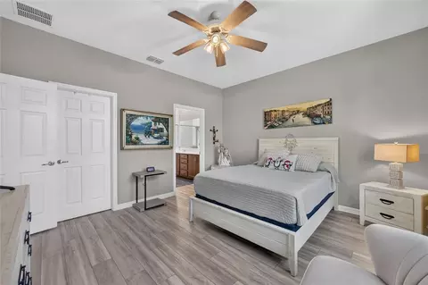 Bedroom - 7909 SW 89th Cir, Ocala, FL 34481 photo 2 of 8
