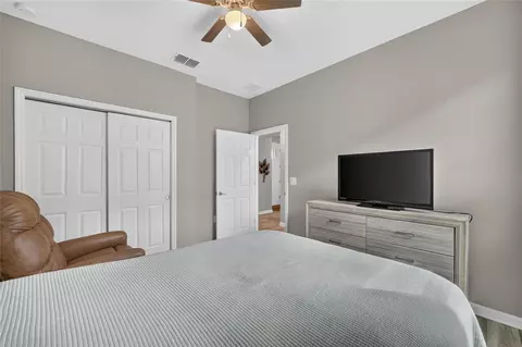 Bedroom - 7909 SW 89th Cir, Ocala, FL 34481 photo 5 of 8