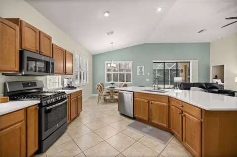 Kitchen - 155 W Doerr Path, Hernando, FL 34442 photo 3 of 5