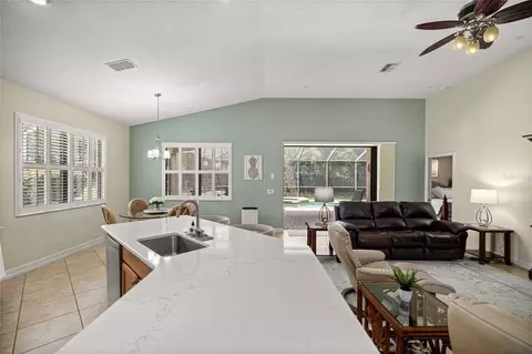 Kitchen - 155 W Doerr Path, Hernando, FL 34442 photo 4 of 5