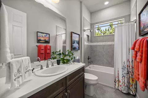 Bath - 2371 N Peakview Loop, Hernando, FL 34442 photo 9 of 12