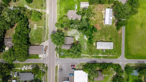10107 S Division Ave, Hampton, FL 32044 photo 8