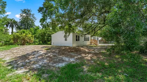 10530 Prospect Ave, Hampton, FL 32044 photo 3