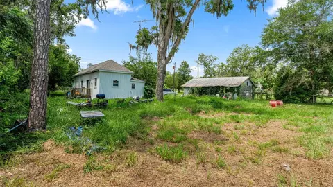 Exterior - 5698 Navarre Ave, Hampton, FL 32044 photo 4 of 4