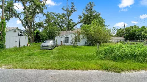 Exterior - 5698 Navarre Ave, Hampton, FL 32044 photo 2 of 4