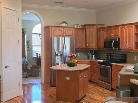 Kitchen - 7957 103rd Loop SW, Ocala, FL 34476 photo 7 of 10