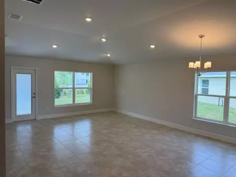 Living - 2206 NW 23rd Loop, Ocala, FL 34475 photo 3 of 3