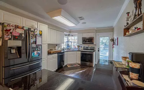 Kitchen - 9068 131st Loop, Live Oak, FL 32060 photo 1 of 1