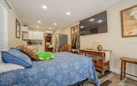 Bedroom - 9068 131st Loop, Live Oak, FL 32060 photo 2 of 2