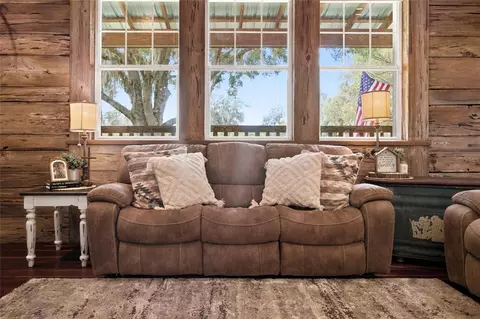 Living - 2015 NW 35th St, Ocala, FL 34475 photo 5 of 10