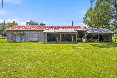 Exterior - 2015 NW 35th St, Ocala, FL 34475 photo 16 of 26