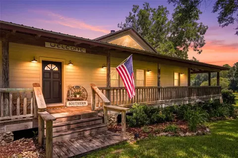 Exterior - 2015 NW 35th St, Ocala, FL 34475 photo 6 of 26