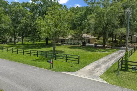 4 Hialeah Dr, Ocala, FL 34482 photo 1