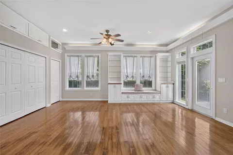 Living - 4588 NE 4th St, Ocala, FL 34470 photo 4 of 5