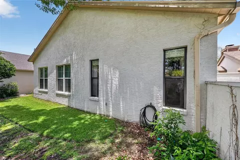 Exterior - 4588 NE 4th St, Ocala, FL 34470 photo 4 of 7