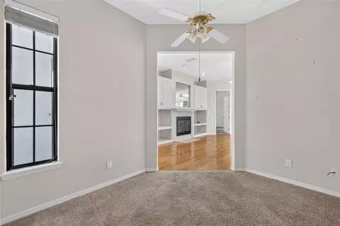 Living - 4588 NE 4th St, Ocala, FL 34470 photo 5 of 5