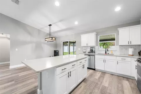 Kitchen - 6771 Cherry Rd, Ocala, FL 34472 photo 2 of 5