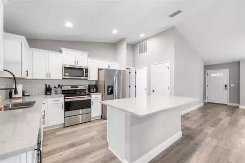 Kitchen - 6771 Cherry Rd, Ocala, FL 34472 photo 4 of 5