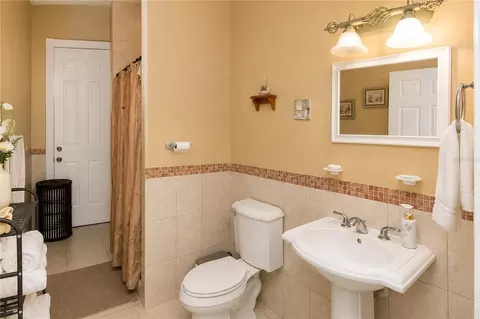 Bath - 12345 NE 14th Ave, Anthony, FL 32617 photo 1 of 5
